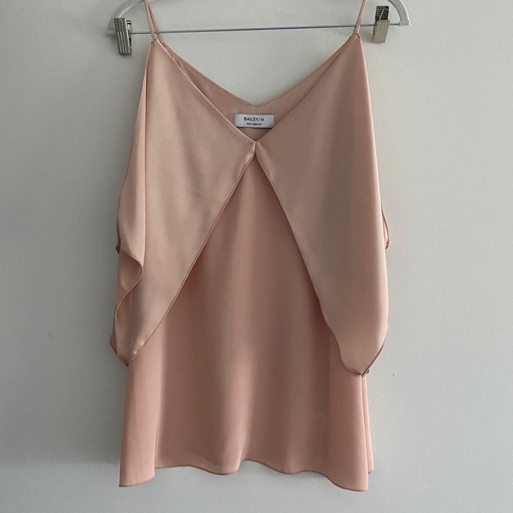 Bailey 44 cold shoulder top